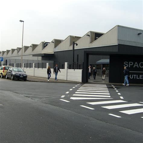 prada outlet montevarchi come arrivare|prada outlet florence italy.